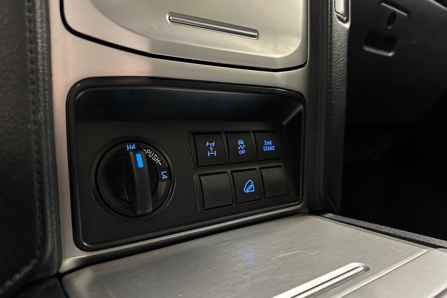 Toyota Land Cruiser vaihtoauto