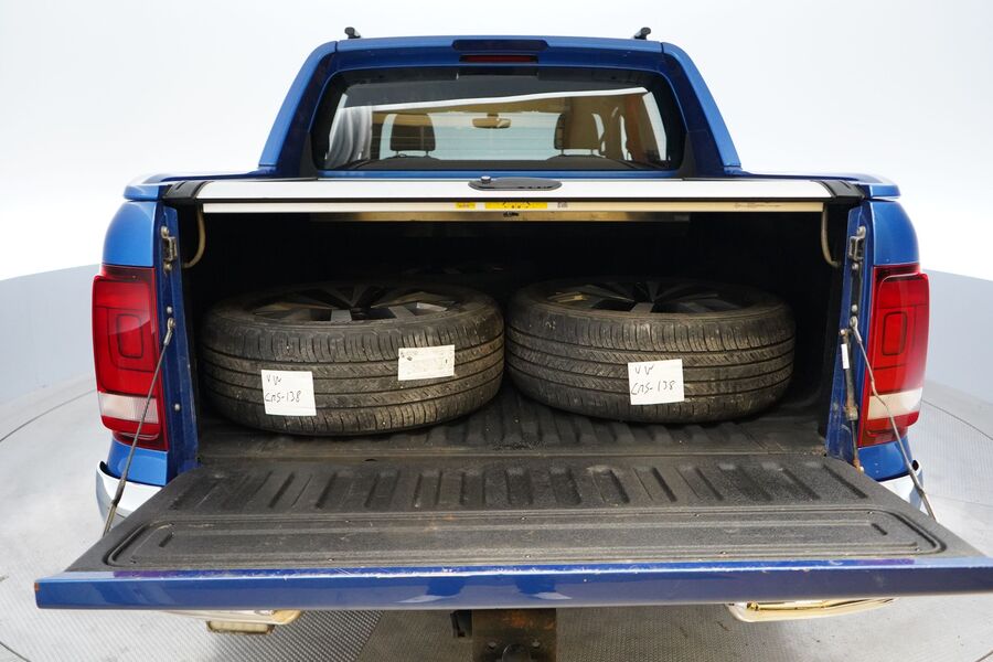 Volkswagen Amarok vaihtoauto