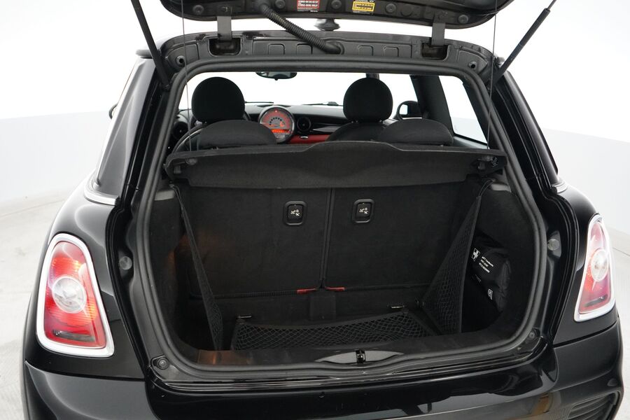 Mini John Cooper Works vaihtoauto