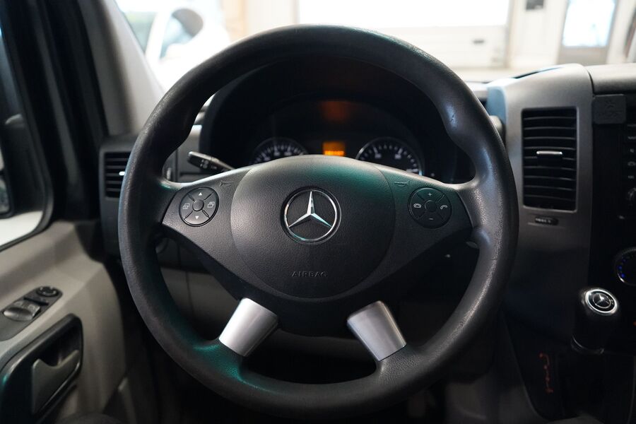 Mercedes-Benz Sprinter vaihtoauto