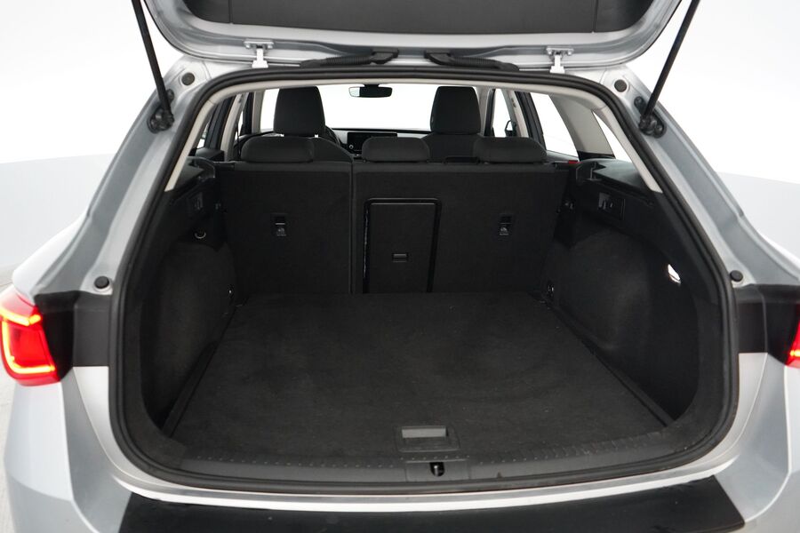 SEAT Leon Sportstourer vaihtoauto