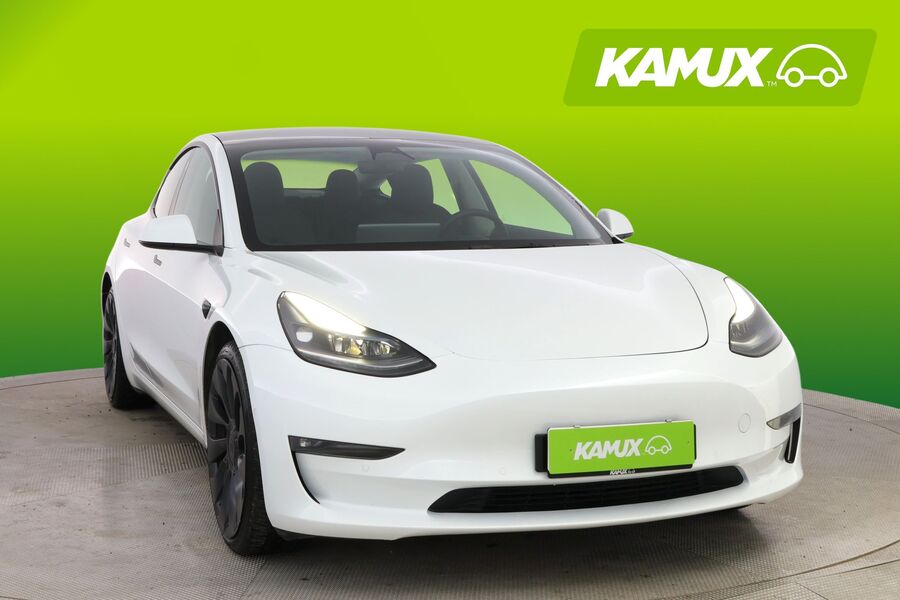 Tesla Model 3 vaihtoauto