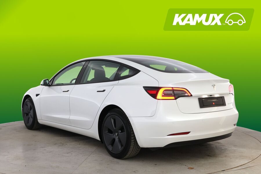 Tesla Model 3 vaihtoauto