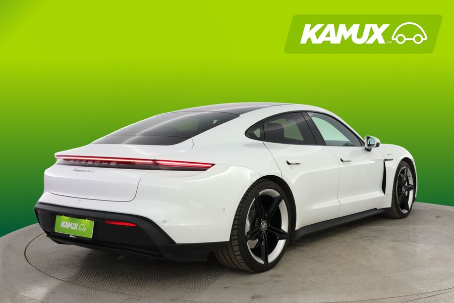 Porsche Taycan vaihtoauto