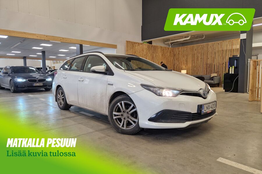 Toyota Auris vaihtoauto