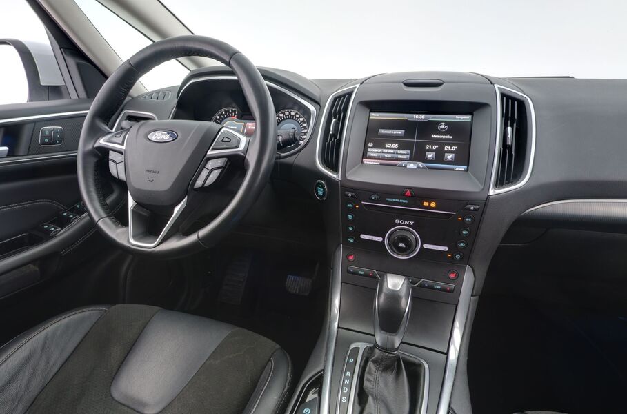 Ford S-MAX vaihtoauto