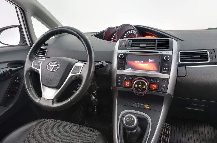 Toyota Verso vaihtoauto