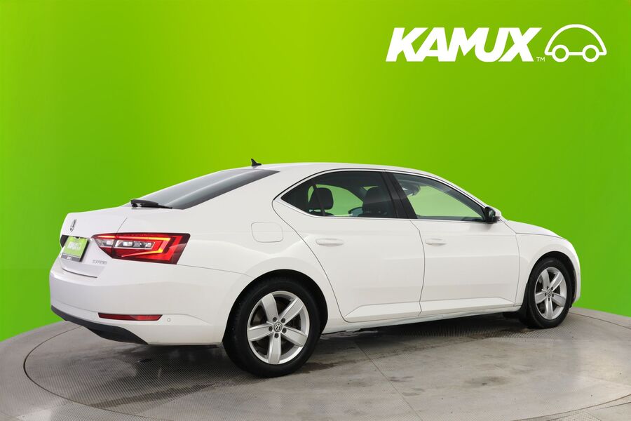 Skoda Superb vaihtoauto