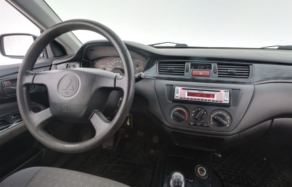 Mitsubishi Lancer vaihtoauto