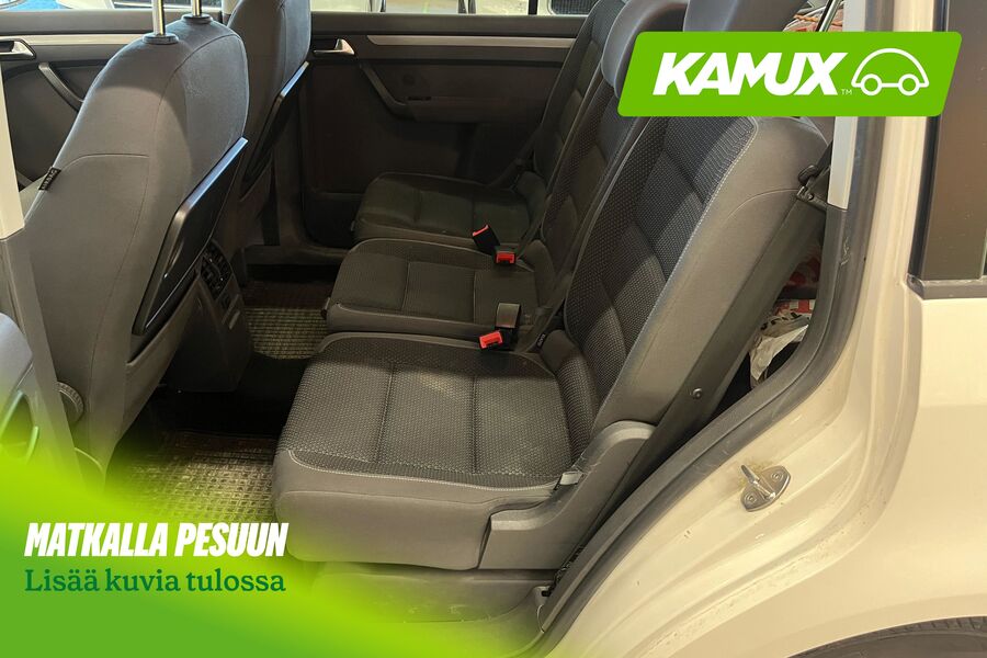 Volkswagen Touran vaihtoauto