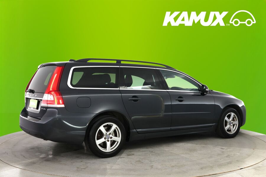 Volvo V70 vaihtoauto