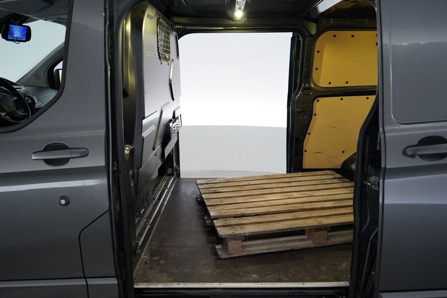 Ford Transit Custom vaihtoauto