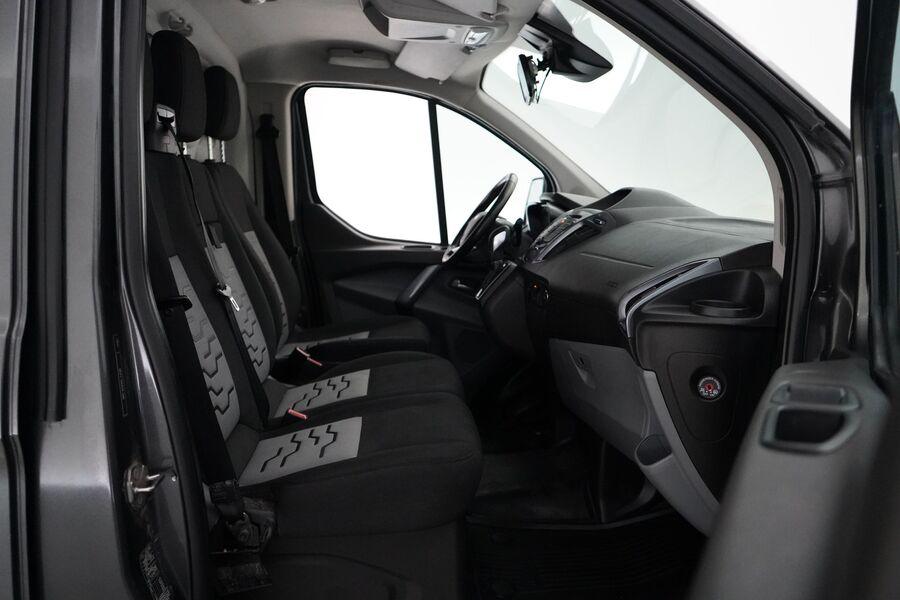 Ford Transit Custom vaihtoauto