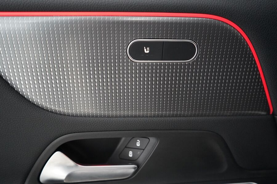 Mercedes-Benz GLA vaihtoauto