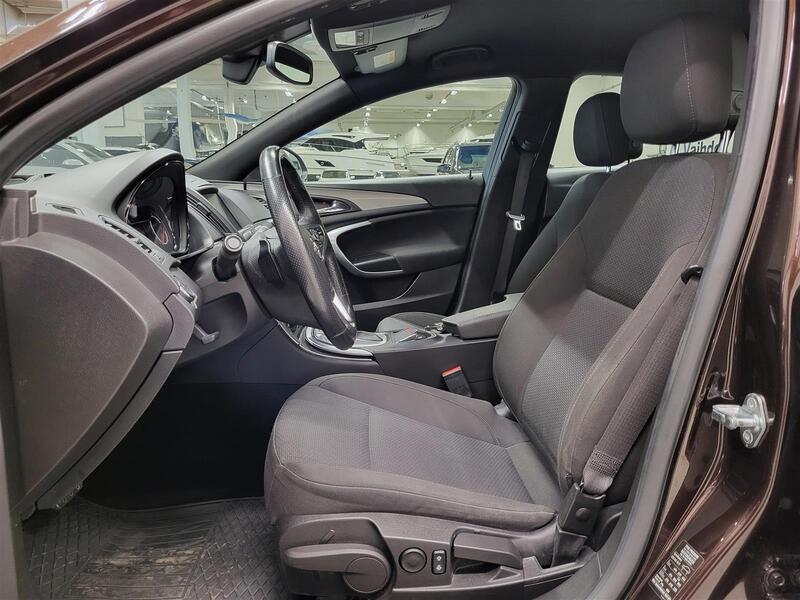 Opel Insignia vaihtoauto