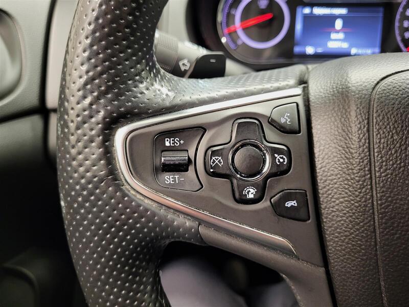 Opel Insignia vaihtoauto