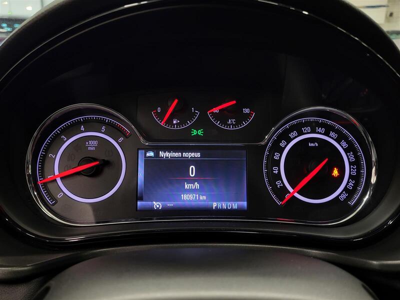 Opel Insignia vaihtoauto