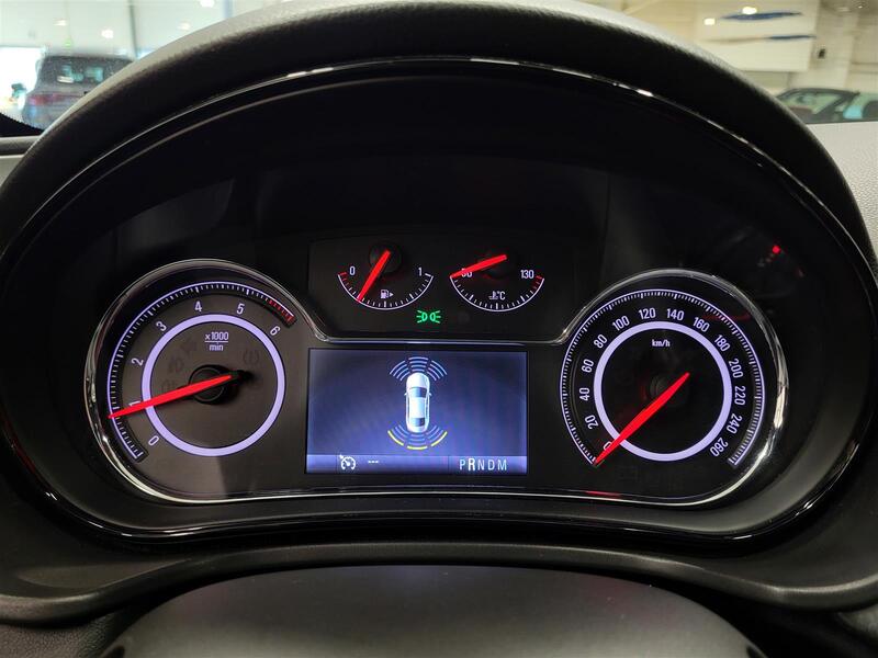 Opel Insignia vaihtoauto