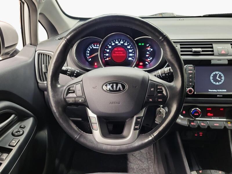 Kia Rio vaihtoauto