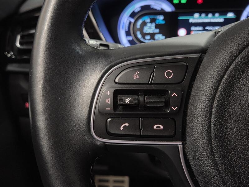Kia Niro plug-in vaihtoauto