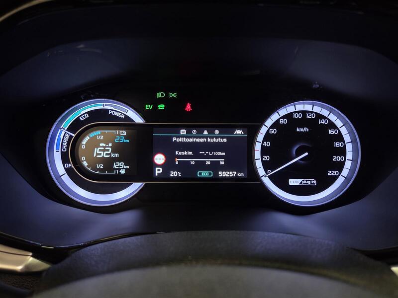 Kia Niro plug-in vaihtoauto