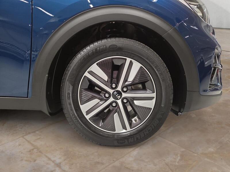 Kia Niro plug-in vaihtoauto