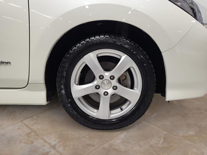 Nissan Leaf vaihtoauto