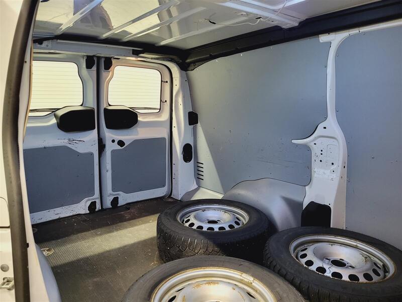 Opel Vivaro vaihtoauto