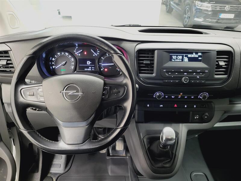 Opel Vivaro vaihtoauto