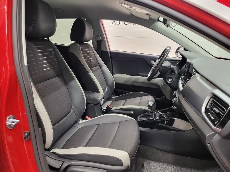 Kia Stonic vaihtoauto