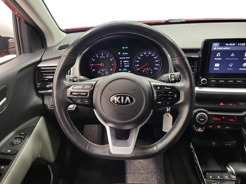 Kia Stonic vaihtoauto