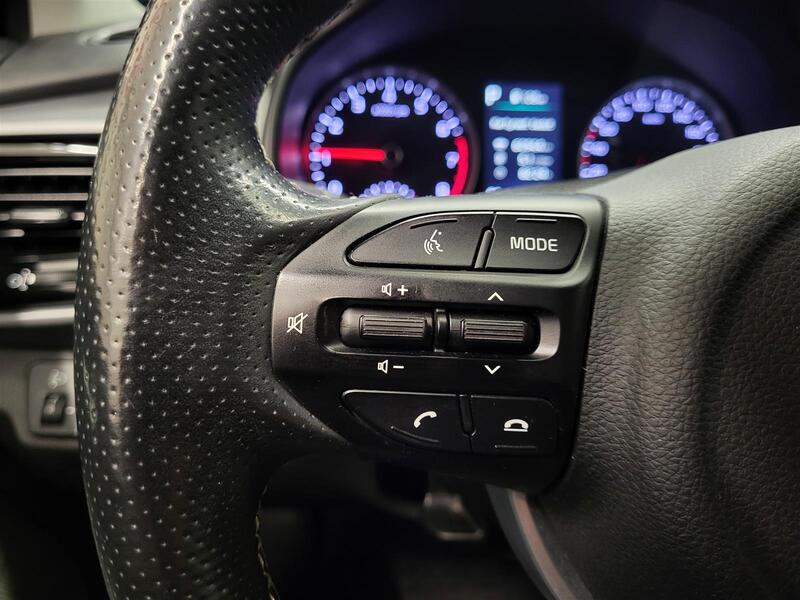 Kia Stonic vaihtoauto