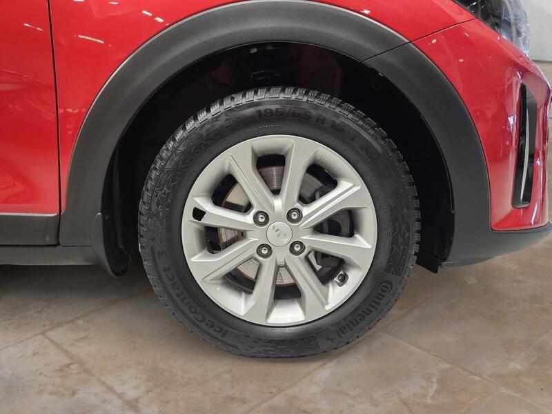 Kia Stonic vaihtoauto