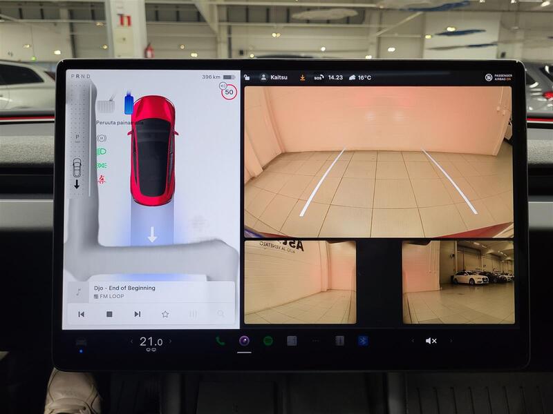 Tesla Model 3 vaihtoauto