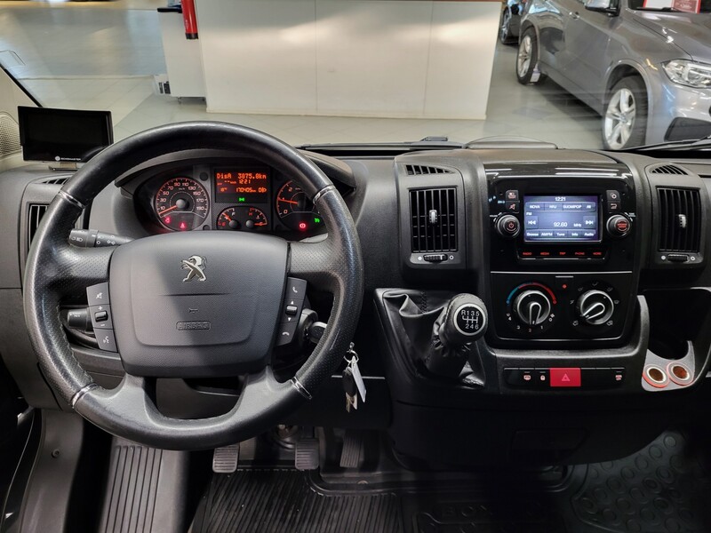 Peugeot Boxer vaihtoauto