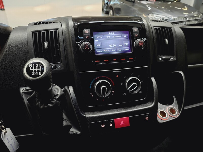 Peugeot Boxer vaihtoauto