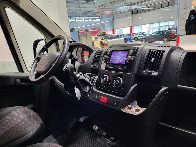 Peugeot Boxer vaihtoauto