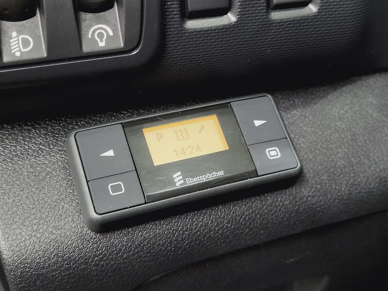 Opel Vivaro vaihtoauto