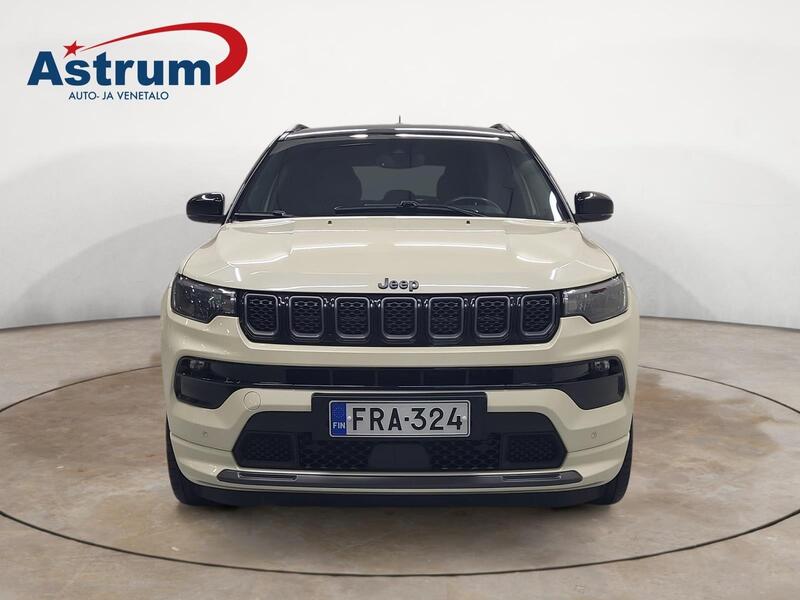 Jeep Compass vaihtoauto
