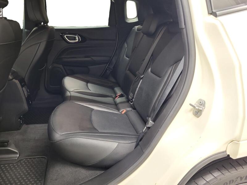 Jeep Compass vaihtoauto