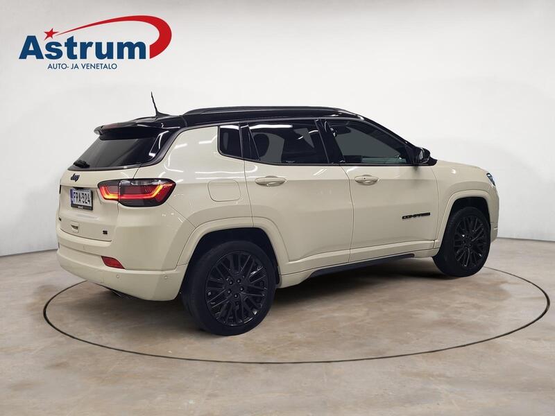 Jeep Compass vaihtoauto