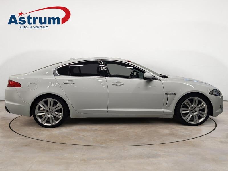 Jaguar XF vaihtoauto