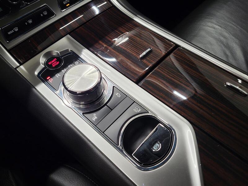 Jaguar XF vaihtoauto