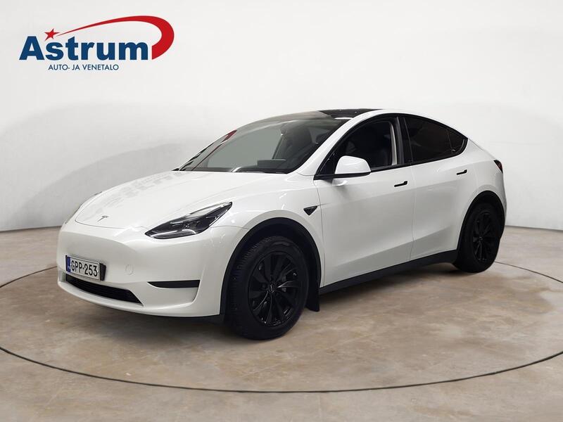 Tesla Model Y vaihtoauto