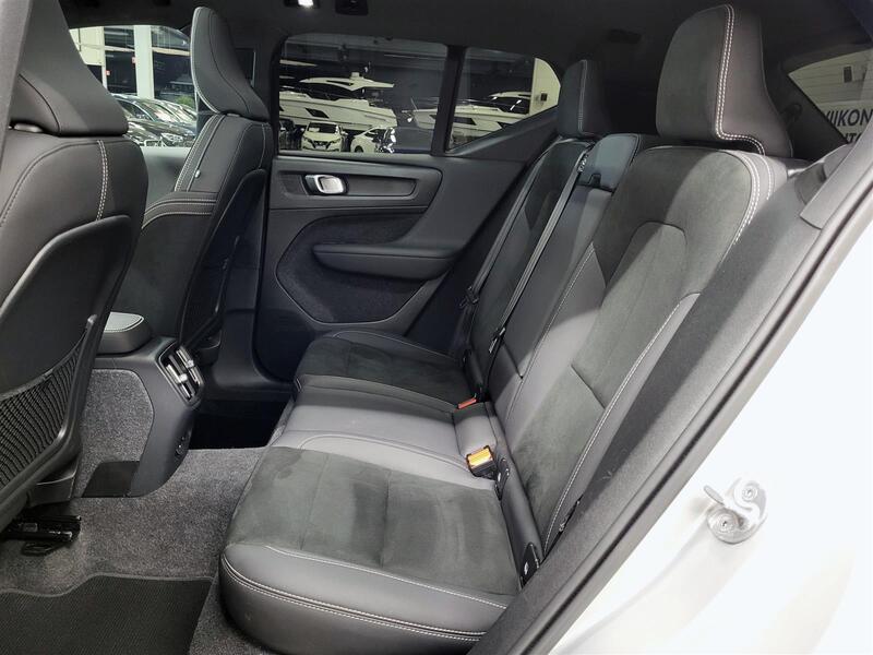 Volvo EX40 vaihtoauto