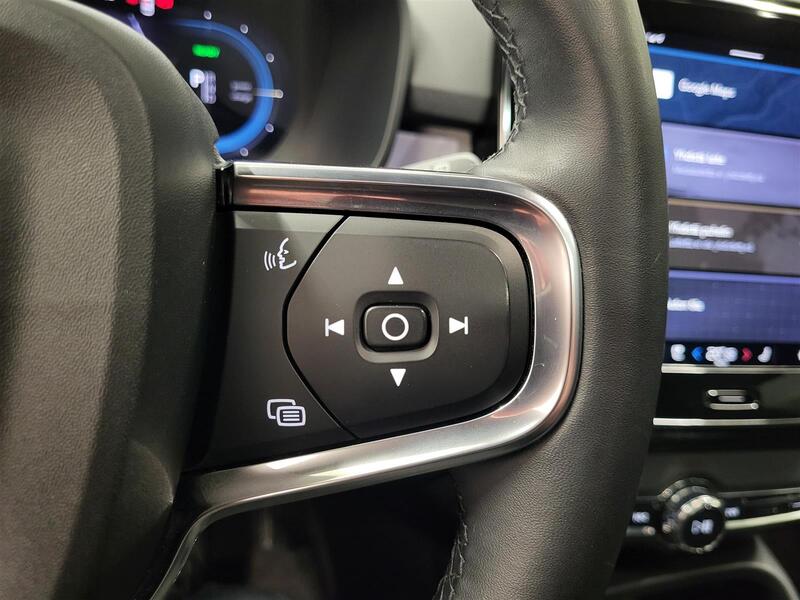 Volvo EX40 vaihtoauto