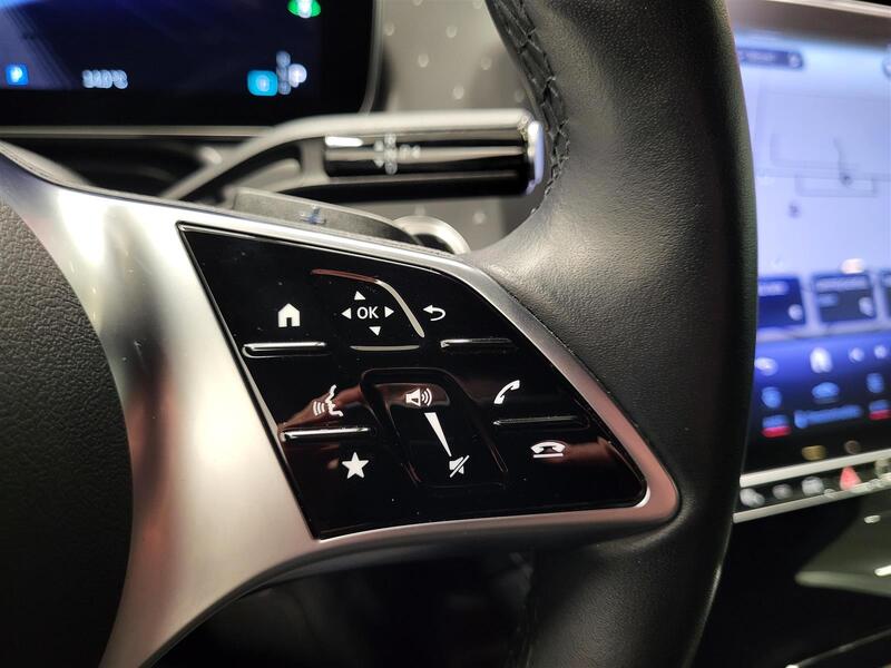 Mercedes-Benz EQE vaihtoauto