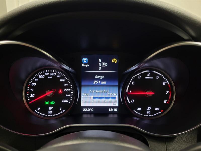 Mercedes-Benz C vaihtoauto