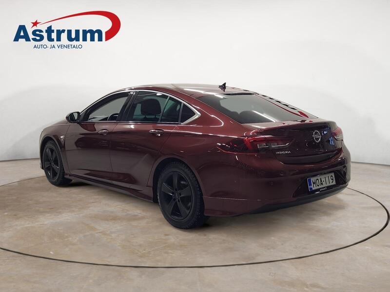 Opel Insignia vaihtoauto