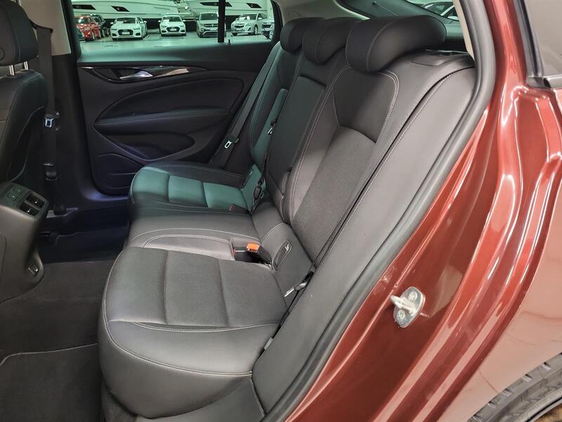 Opel Insignia vaihtoauto